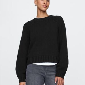 Gap Classic Black Women's Sweater